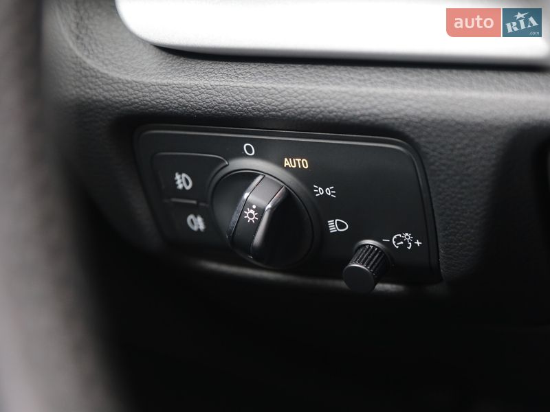 Седан Audi A3 2015 в Киеве