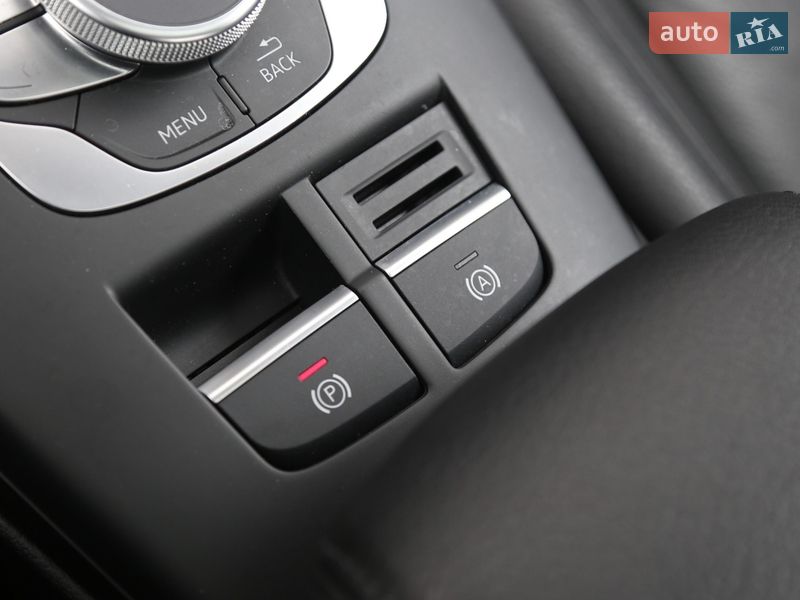 Седан Audi A3 2015 в Киеве