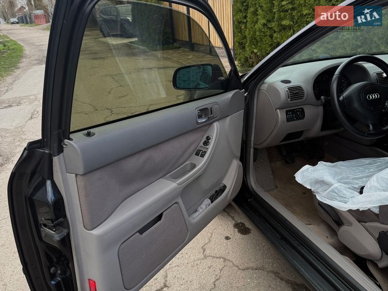 Хетчбек Audi A3 1999 в Чернігові