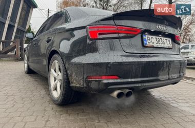 Седан Audi A3 2016 в Львові