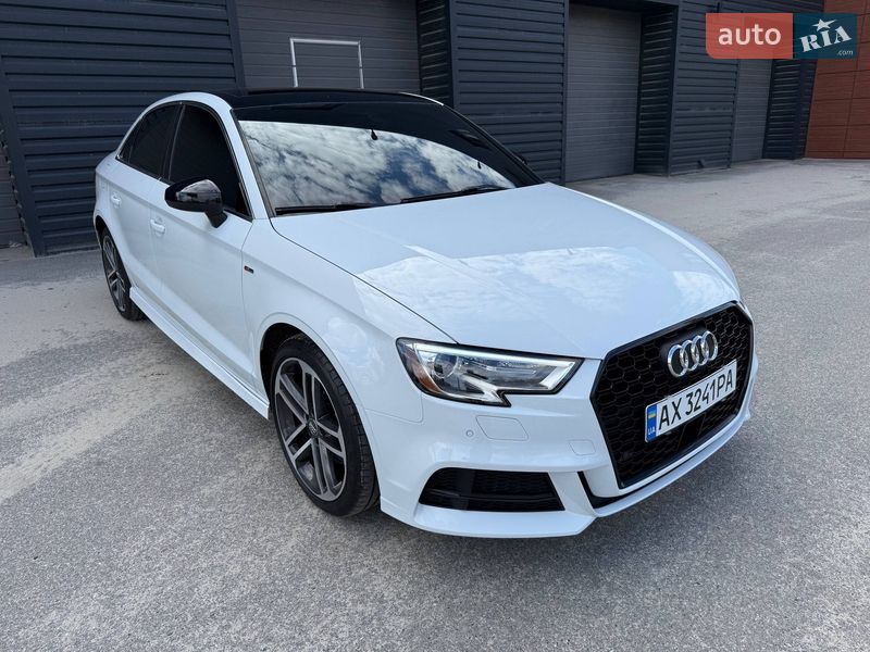 Седан Audi A3 2016 в Харкові