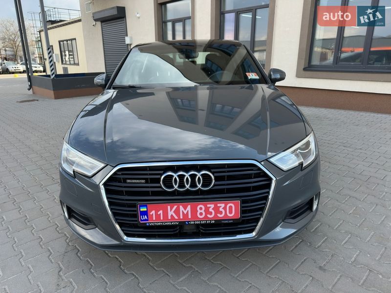 Седан Audi A3 2017 в Киеве