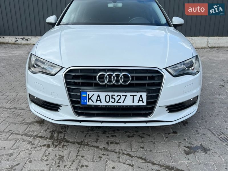 Седан Audi A3 2016 в Фастове