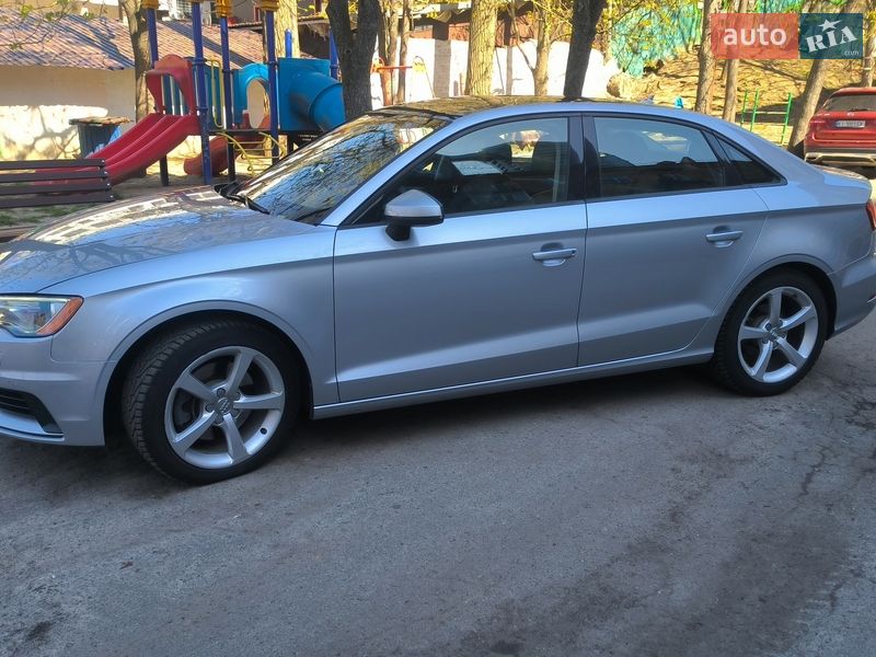 Седан Audi A3 2015 в Киеве
