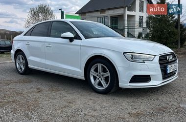 Седан Audi A3 2017 в Хусте