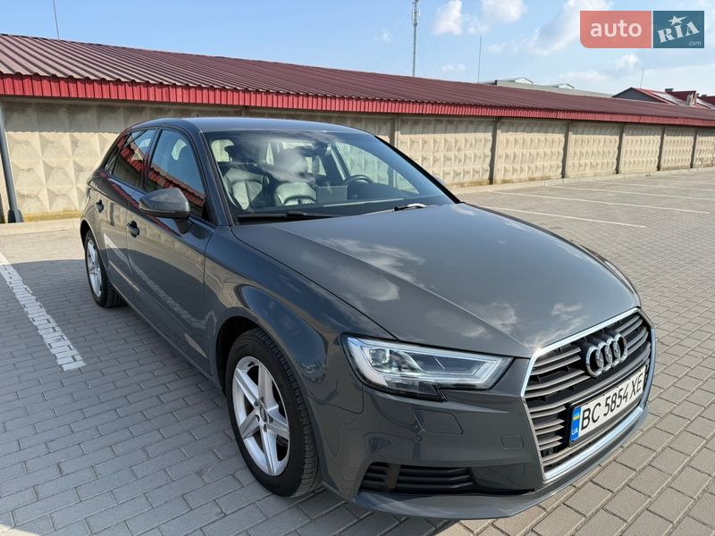 Хэтчбек Audi A3 2019 в Радехове