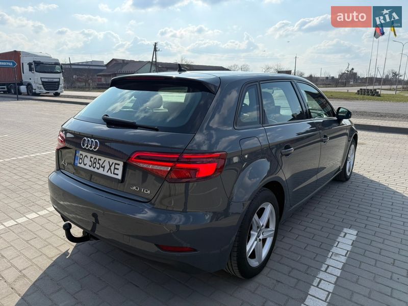 Хэтчбек Audi A3 2019 в Радехове