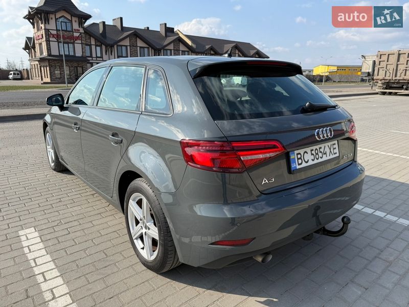 Хэтчбек Audi A3 2019 в Радехове