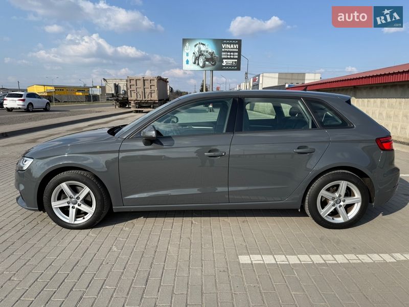 Хэтчбек Audi A3 2019 в Радехове