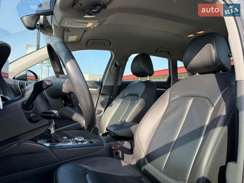 Хэтчбек Audi A3 2019 в Радехове