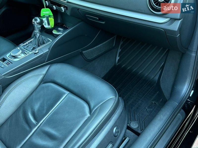 Седан Audi A3 2016 в Львове