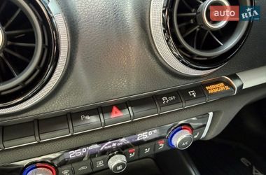 Седан Audi A3 2016 в Одессе