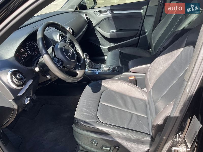 Седан Audi A3 2015 в Харькове