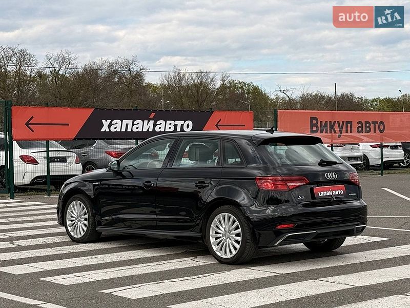 Хэтчбек Audi A3 2017 в Одессе