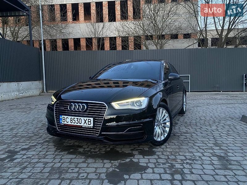 Хэтчбек Audi A3 2016 в Львове фото Хэтчбек Audi A3 2016 в Львове