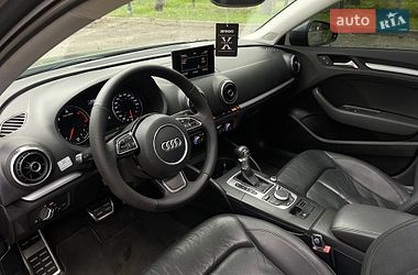Седан Audi A3 2015 в Чернигове