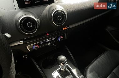 Седан Audi A3 2015 в Чернигове