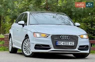 Хетчбек Audi A3 2015 в Самборі