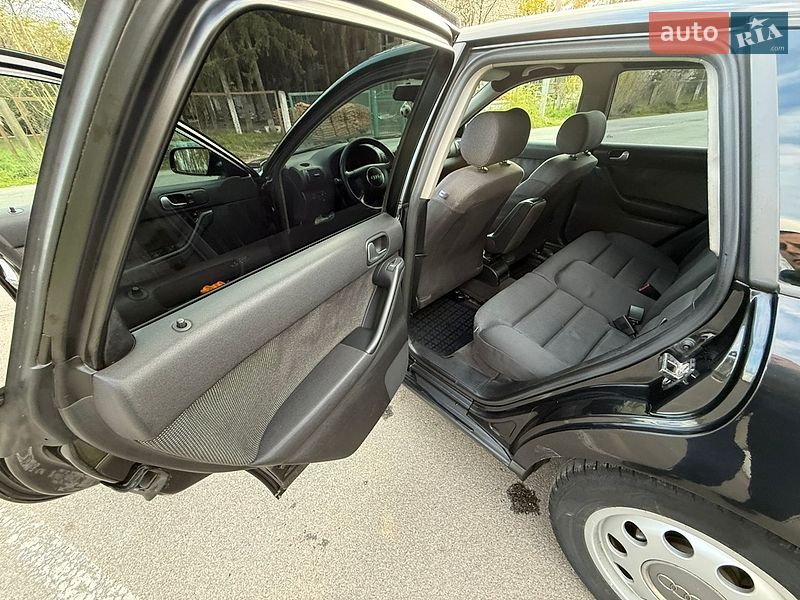Хетчбек Audi A3 2002 в Ладижині