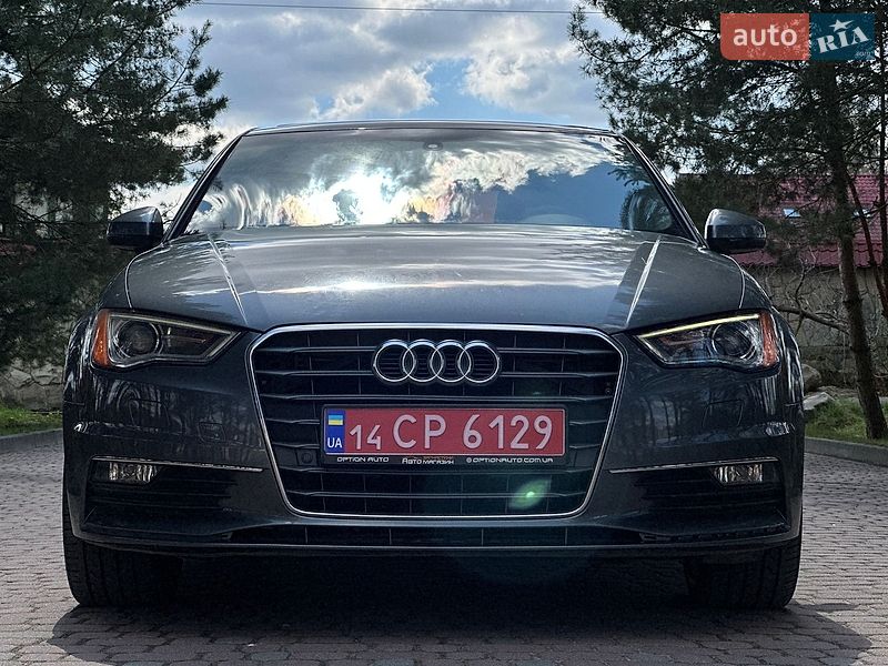 Седан Audi A3 2016 в Львові