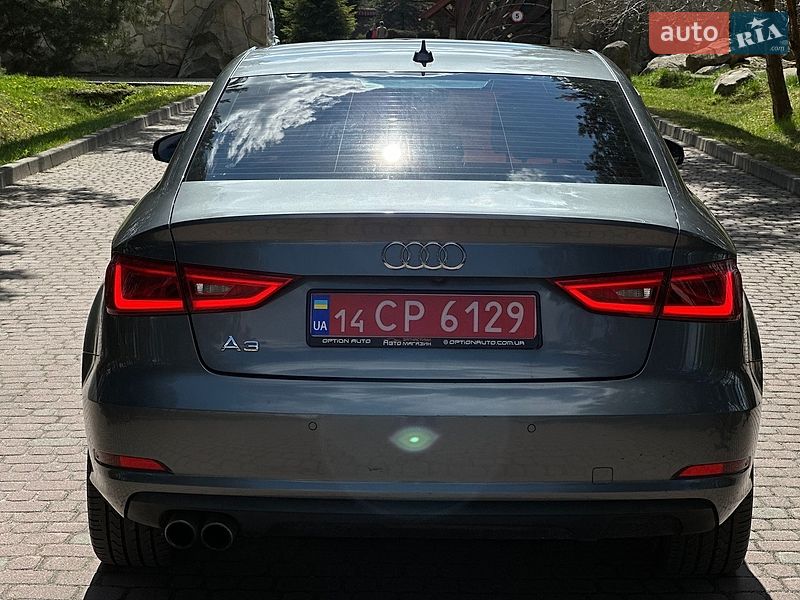 Седан Audi A3 2016 в Львові