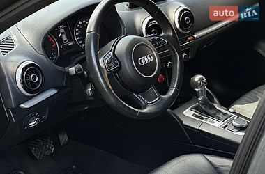 Седан Audi A3 2016 в Львові
