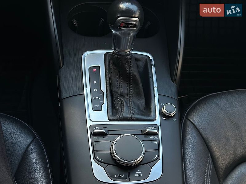 Седан Audi A3 2016 в Львові