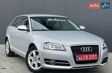 Хэтчбек Audi A3 2010 в Луцке