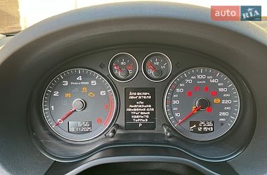 Хетчбек Audi A3 2012 в Чернівцях