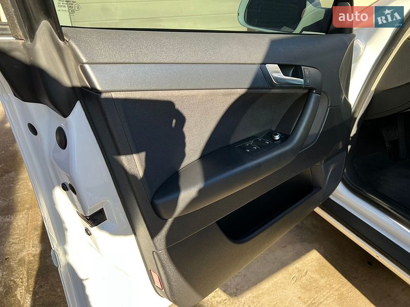 Хетчбек Audi A3 2012 в Чернівцях