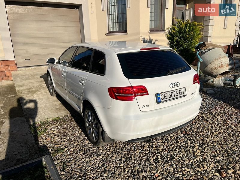 Хетчбек Audi A3 2012 в Чернівцях