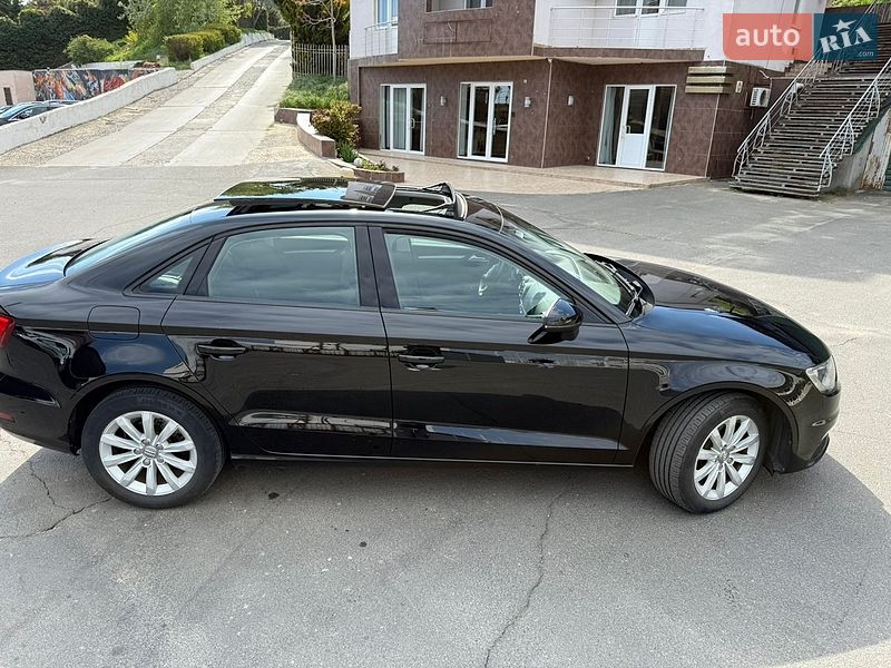 Седан Audi A3 2015 в Одессе