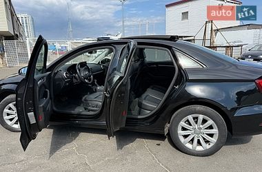 Седан Audi A3 2015 в Одессе