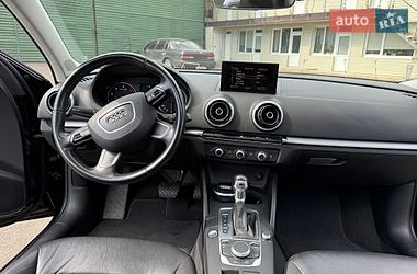 Седан Audi A3 2015 в Одессе