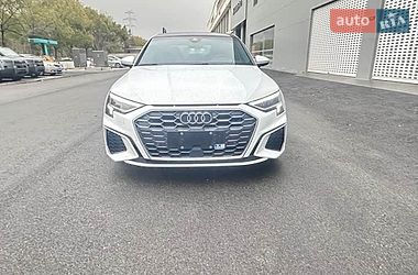 Седан Audi A3 2022 в Киеве