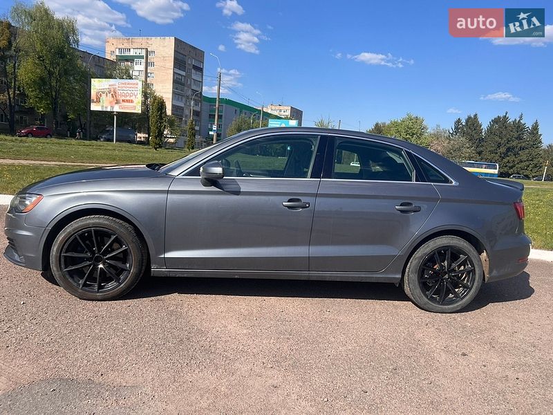 Седан Audi A3 2014 в Рівному