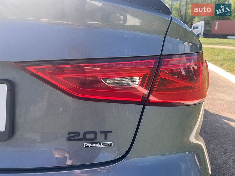 Седан Audi A3 2014 в Рівному