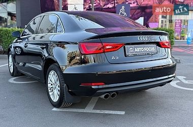 Седан Audi A3 2016 в Киеве