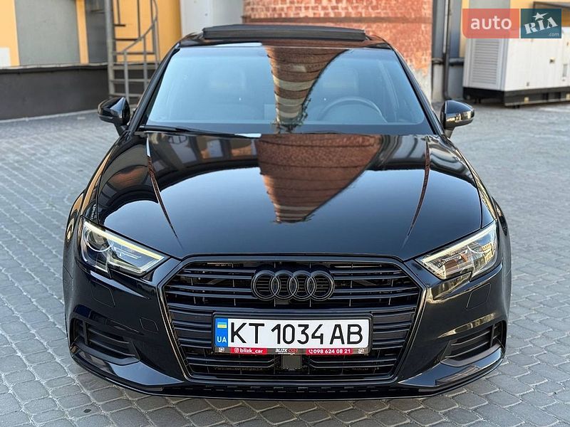 Седан Audi A3 2016 в Коломиї