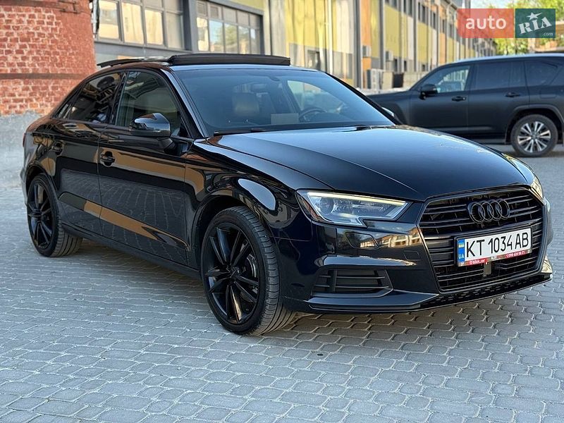 Седан Audi A3 2016 в Коломиї
