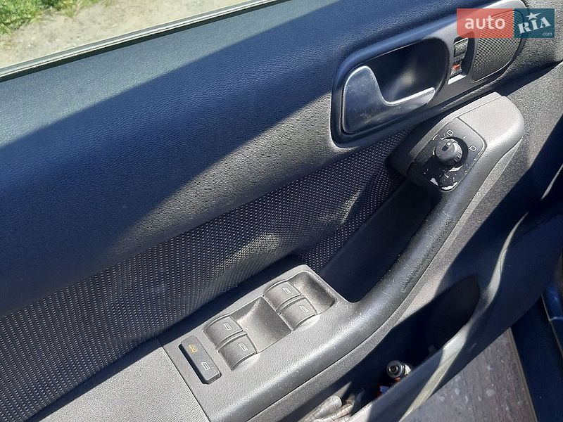 Хэтчбек Audi A3 2002 в Харькове