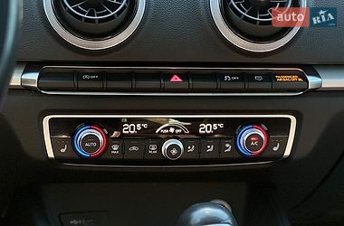 Седан Audi A3 2018 в Львове