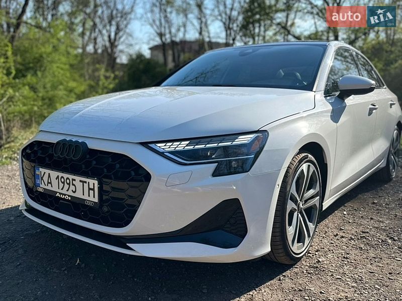 Седан Audi A3 2024 в Киеве