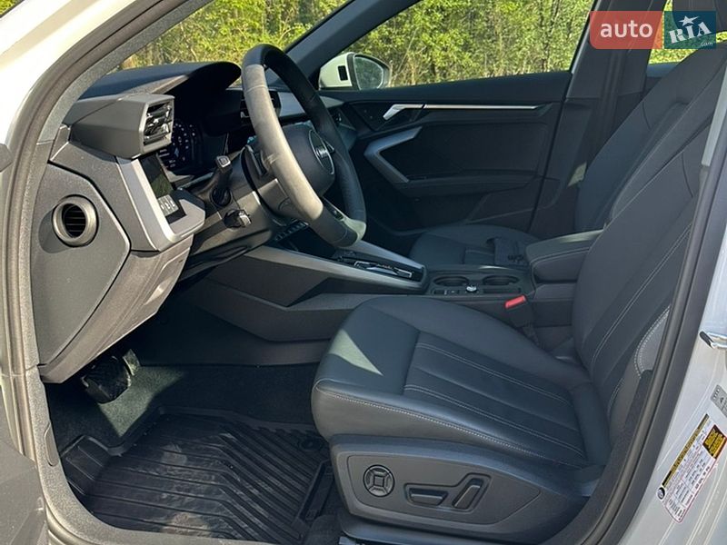 Седан Audi A3 2024 в Киеве
