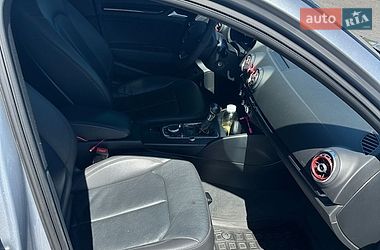 Седан Audi A3 2015 в Дніпрі