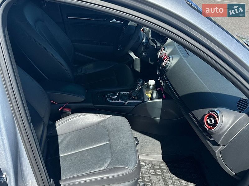 Седан Audi A3 2015 в Дніпрі