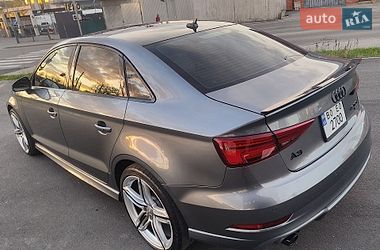 Седан Audi A3 2018 в Виннице