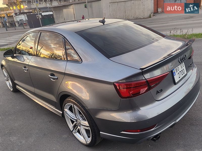 Седан Audi A3 2018 в Виннице