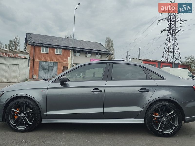 Седан Audi A3 2018 в Виннице