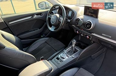Хетчбек Audi A3 2016 в Києві